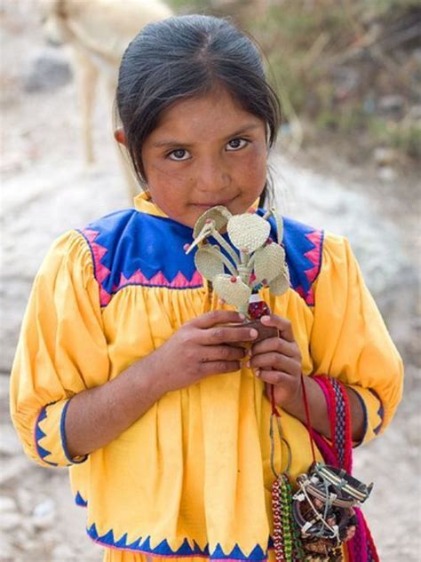 Niña Tarahumara Chihuahua Mexico Niños Indigenas Pueblo Mexicano Niña Mexicana