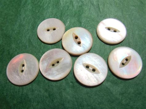 7 34 White Pearl Shell 2 Hole Buttons Vintage Lotnl272 Pearl
