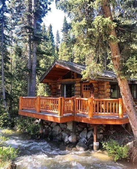 Pin By Johan On Simple Log Cabins Cool Tree Houses Log Cabin Rustic