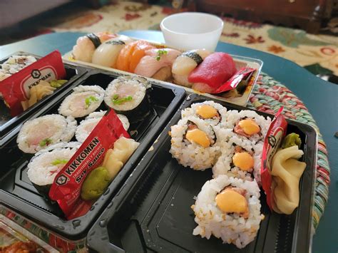 Chirashi - Little Dive in Toronto : r/sushi