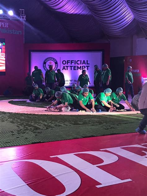 pakistan now holds the guinness title for the largest cookie mosaic pakistan dunya news
