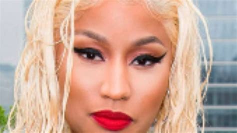 NICKI MINAJ MEGATRON FAST VERSION - YouTube