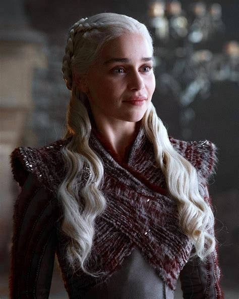 Game Of Thrones Emilia Clarke Mother Of Dragons Daenerys Targaryen