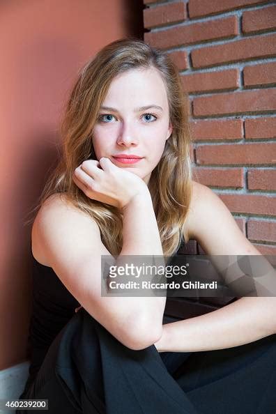 Actress Saskia Rosendahl Is Photographed For Self Assignment On Fotografía De Noticias
