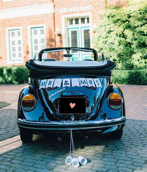 Wählen sie aus illustrationen zum thema just married auto von istock. DIY September: Euer Hochzeitsauto wunderschön selbst schmücken | Hochzeitsauto - Wedding Cars ...