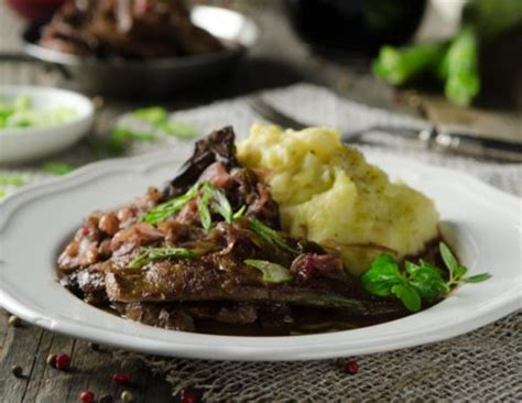 In das ei rühre ich geriebenen italienischen hartkäse. Die besten Pastinaken Rezepte - ichkoche.at