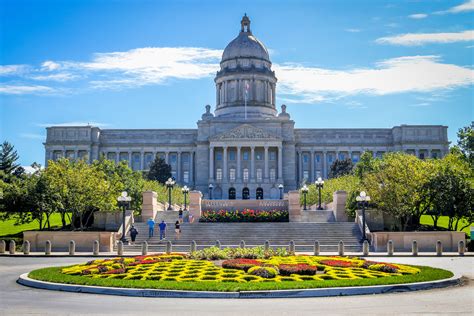 Kentucky State Capitol Building — Miles 2 Go