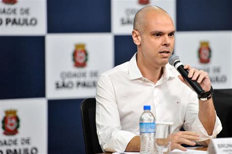 O prefeito de são paulo, bruno covas (psdb), rebateu as críticas que recebeu após ter ido à final da libertadores no estádio do maracanã, no rio de janeiro. Prefeito Bruno Covas testa negativo para o novo ...