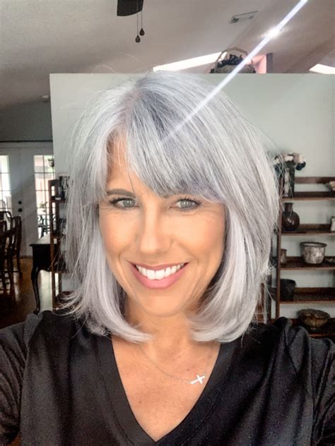 Why Young Women Are Choosing To Return To Natural Gray Hair