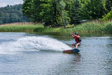 It is the capital of mrągowo county and the seat (though not part of) the gmina mrągowo. Wakepark Mrągowo - Wakeboarding - Mrągowo - Atrakcje.pl