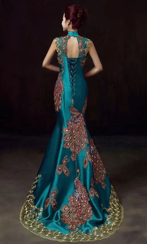 Pin By Matty Linga On All About Fashion Dresses Peacock Dress