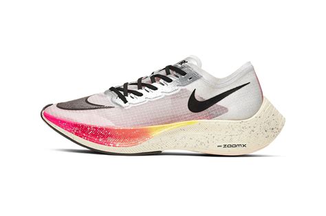 Long story short, we decided to bring the light to the world from our perspective and point out if nike zoomx vaporfly next% is as good as they say. kelepçe Uyarı ince nike zoomx vaporfly next new colors ...