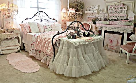 Pin By Karen W On Shabby Chic And Much More ~ Shabby Chic Pink Bedroom Fall Bedding Shabby