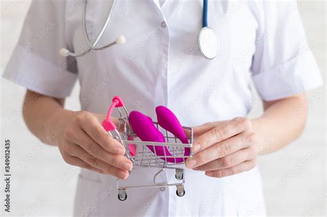 The Faceless Gynecologist Recommends Buying A Clitoral Vaginal Vibrator To Maintain Womens