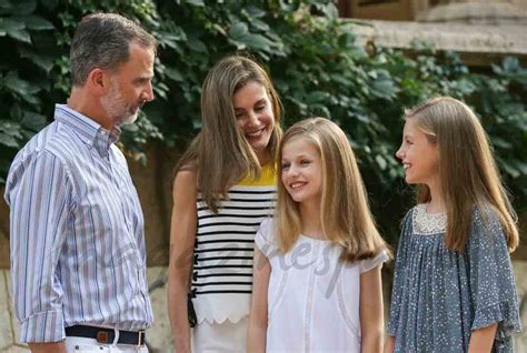 La Familia Real Española Inicia Sus Vacaciones En Mallorca