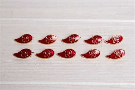 Set Of 5 Vintage Red Drop Of Blood Donor Red Cross Pin Drop Etsy
