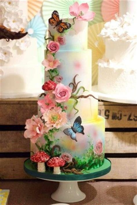 43 Of The World S Most Amazing Wedding Cakes Unusual Wedding Cakes