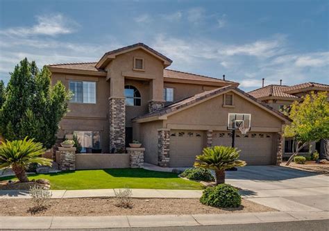 Zillow Has 3924 Homes For Sale In Phoenix Az Matching View Listing Photos Review Sales