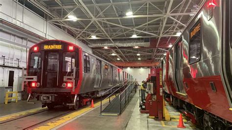 First Look Aboard The Mbtas New Red Line Trains