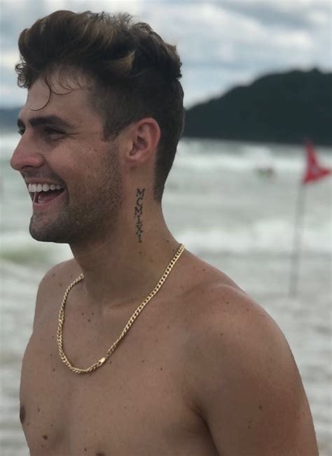 Pedro Rezende Rezendeevil Fotos Nu E Pelado Homem Nu