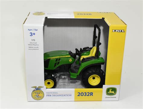 1 16 John Deere 2032r Utility Tractor With Front Wheel Assist Daltons Farm Toys