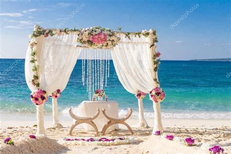 Beach Wedding Set Up Tropical Outdoor Wedding Reception