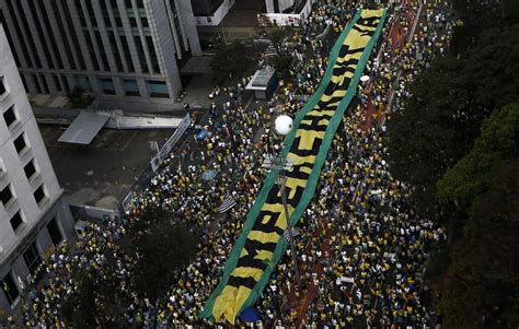 Brazilians Rage Against President Corruption