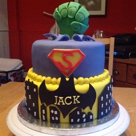 Swag 16 year old boys birthday cake. Give Him a Hand | Birthday Cakes For Boys | POPSUGAR ...