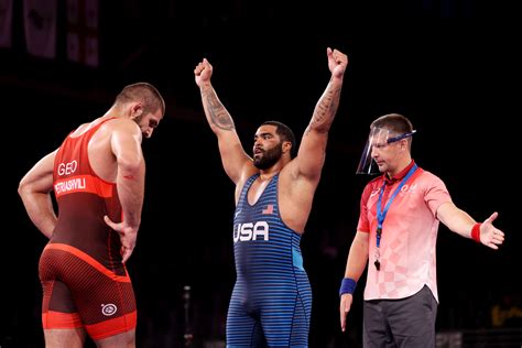 Usas Gable Steveson Earns Last Second Victory To Win Gold In Mens