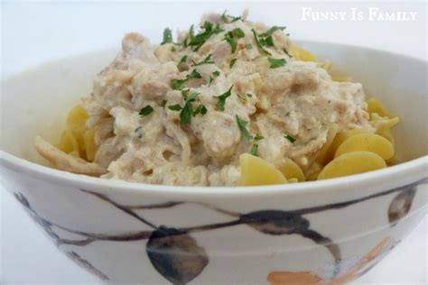 Place chicken pieces in crock pot and sprinkle italian seasoning over chicken. Crock Pot Cream Cheese Chicken