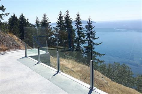 Vancouver Mm Topless Glass Railing Installations Of Mm Topless Glass Railings In
