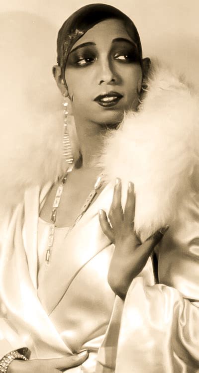 She first danced for the public on the streets of st. Année Joséphine - Le Parc de Josephine Baker