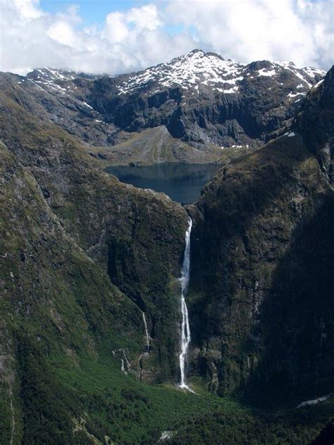 Sutherland Falls New Zealand Famous Waterfalls Beautiful Waterfalls