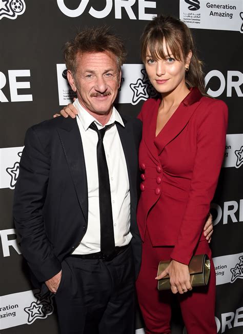 Sep 04, 2020 · it was date night for newlyweds sean penn, 60 and his young wife leila george on thursday. Sean Penn, 59, looks smitten with girlfriend Leila George ...