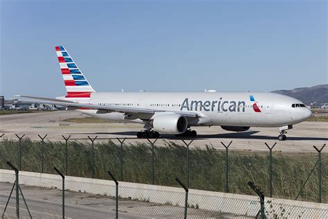 American Airlines N785an Boeing B777 223er 10092017 Bcn
