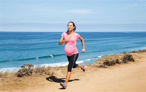 Pregnant Runners Its Okay To Keep Training Through The Summer