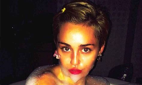 Miley Cyrus Poses Topless During A Bubble Bath In Latest Instagram Post Daily Mail Online
