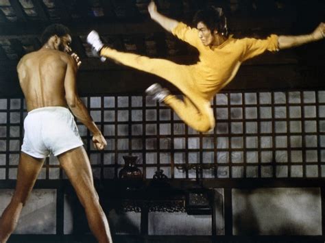 Quarenta E Cinco Anos Após A Morte A Influência De Bruce Lee Ainda é Sentida No Moderno Mma