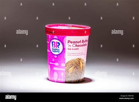 A Quart Of Baskin Robbins Peanut Butter And Chocolate Ice Cream Stock Photo Alamy