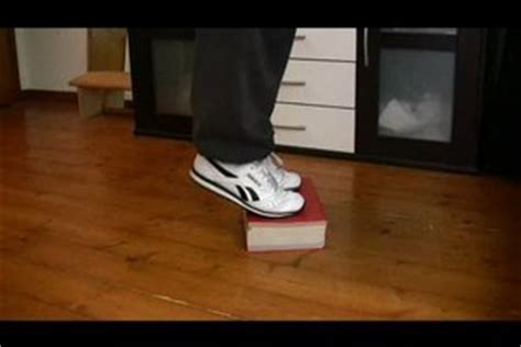 Maybe you would like to learn more about one of these? VIDEO: Wadenmuskulatur trainieren - Übungen für zuhause