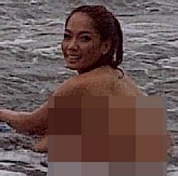 Lagi Foto Topless Jenny Cortez Beredar Di Internet