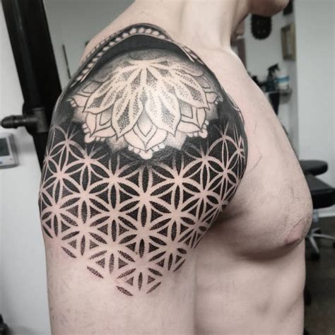 Pin By Kristin Penny On Ink Me Up Geometry Tattoo Sacred Geometry