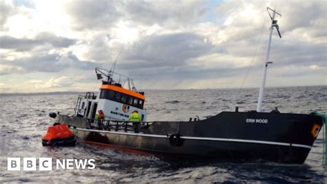 Fuelling Vessel Towed Into Peterhead Harbour After Collision Bbc News