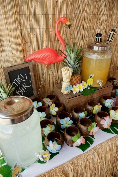Tiki bar example diy | Hawaiian party drinks, Hawaiian birthday party
