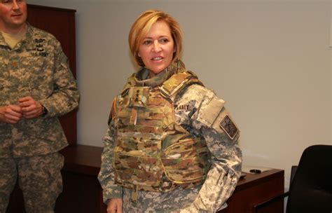 Army Surgeon General Dons New Female Body Armor Article The United