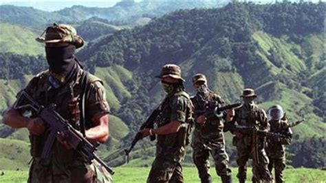 Pyr por qué colombia vive un estallido de violencia. Ministerio de Defensa de Colombia confirma nuevas masacres ...