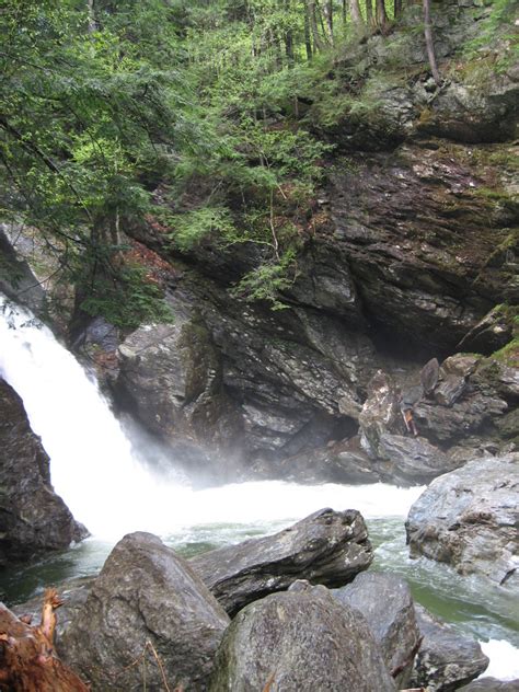 7 Best Waterfalls In Vermont And How To Visit Them All In A Day