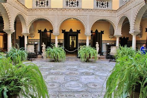 Con 112 modelos puestos a disposición de. Foto: Casa palacio de la condesa de Lebrija - Sevilla ...