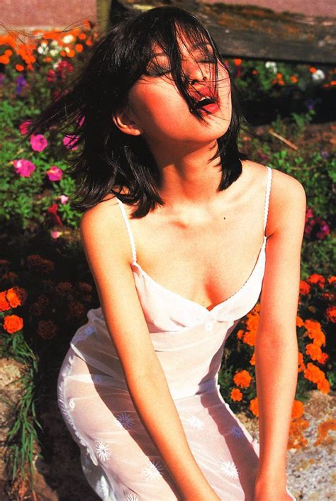 Kishin Shinoyama Hot Japanese Girls Japanese Photography Girl Poses