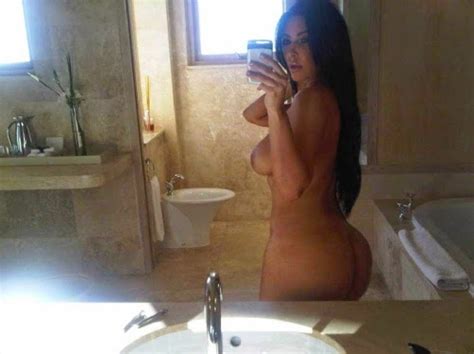 Kim Kardashian Y Vanessa Hudgens Le Filtraron Fotos Desnudas